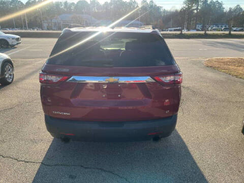 2020 Chevrolet Traverse LT Cloth