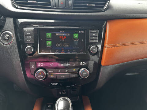 2018 Nissan Rogue SL