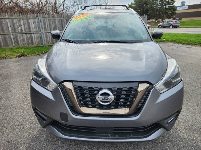 2020 Nissan Kicks SR