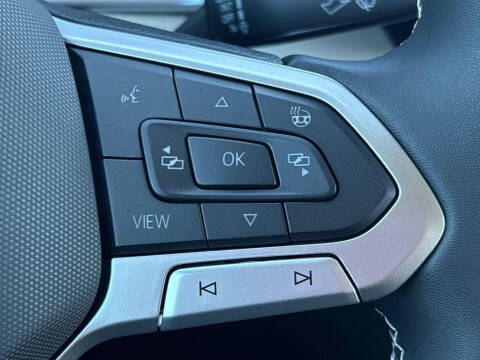 2026 Volkswagen Taos SE