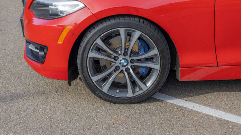 2015 BMW 2 Series 228i