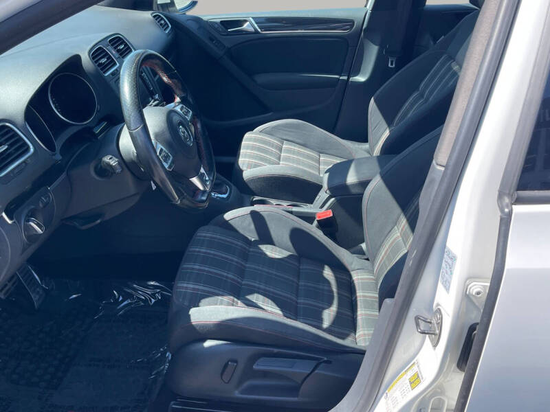 2011 Volkswagen GTI Autobahn PZEV