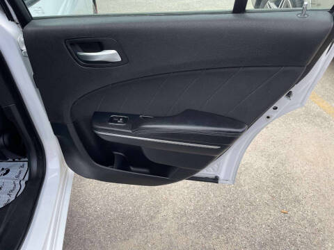 2016 Dodge Charger SXT