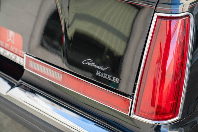 1985 Lincoln Mark VII 12