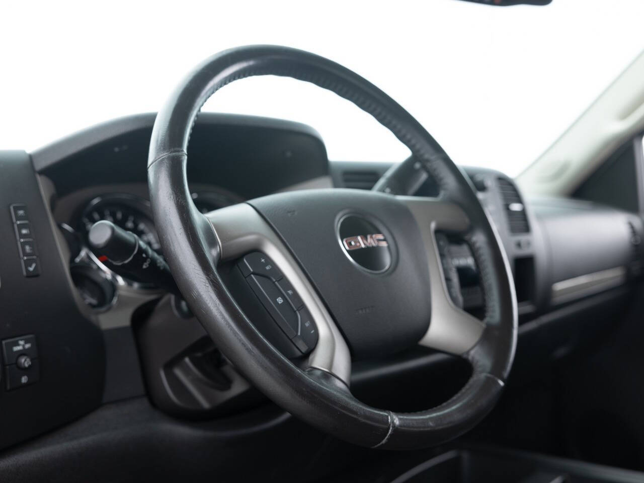 Used Car 2013 Gmc Sierra 1500  Sle 4x4 4dr Extended Cab 6.5 Ft. Sb For Sale Under $10,000 In Coal City, Illinois