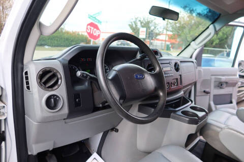 2010 Ford E-Series E-350 SD