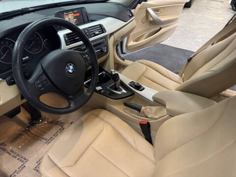 2015 BMW 3 Series 320i xDrive