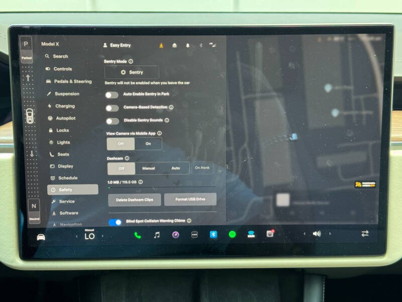 2023 Tesla Model X Standard Range