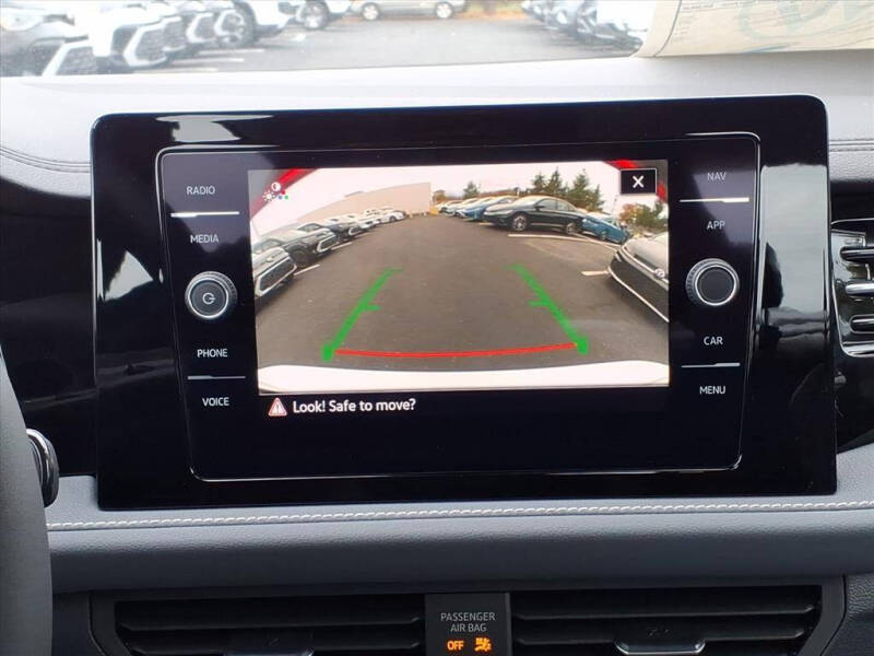 2025 Volkswagen Jetta SEL