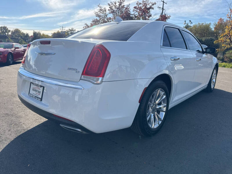2016 Chrysler 300 C