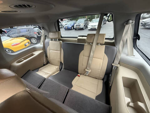 2013 Nissan Armada Platinum