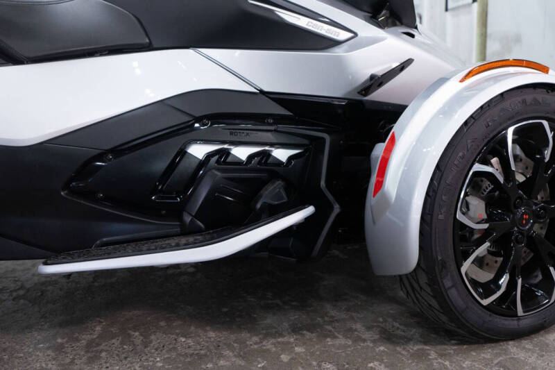 2023 Can-Am Spyder RT Limited