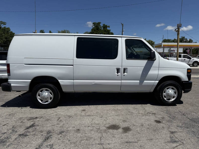 2008 Ford E-Series E-250