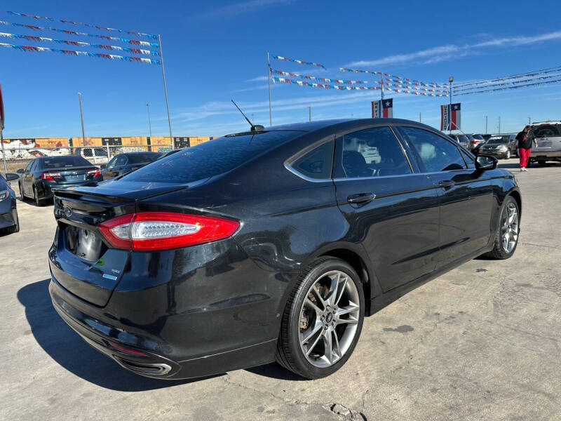 2014 Ford Fusion SE photo 5