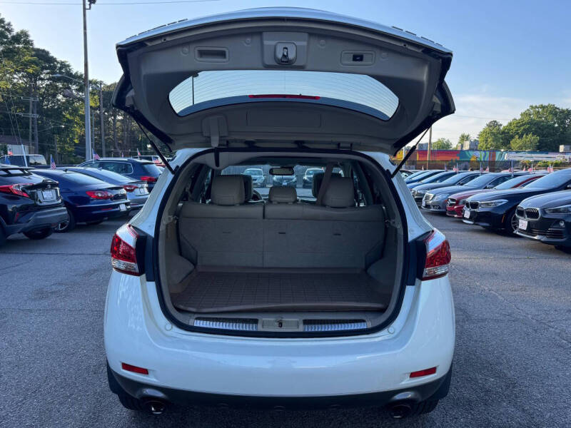2011 Nissan Murano LE