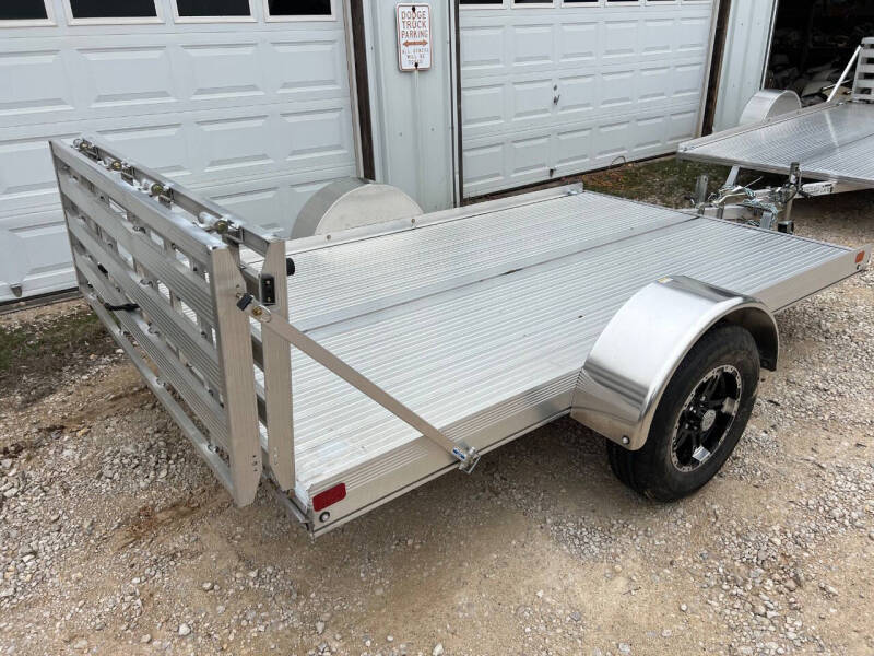 2024 Triton 72"X10' UTILITY