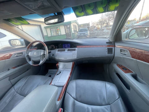 2005 Toyota Avalon Limited