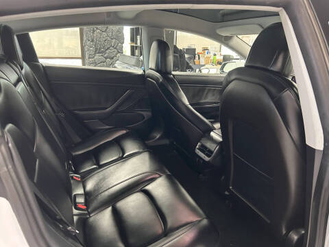 2020 Tesla Model 3 Long Range