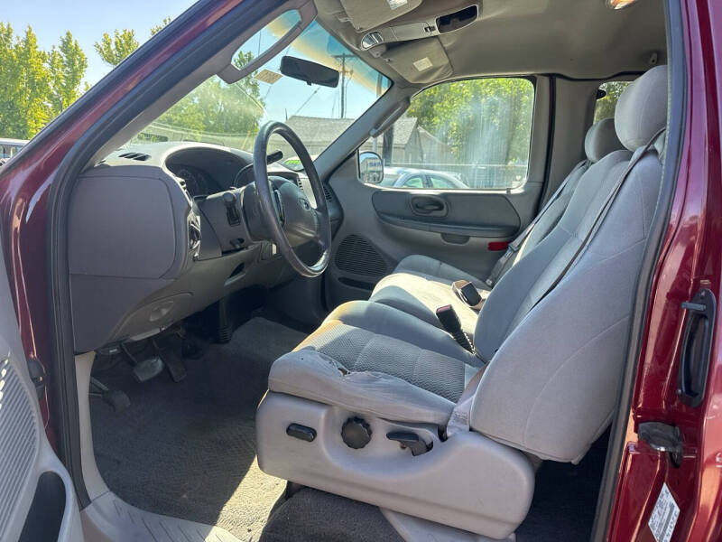 2003 Ford F-150 XLT