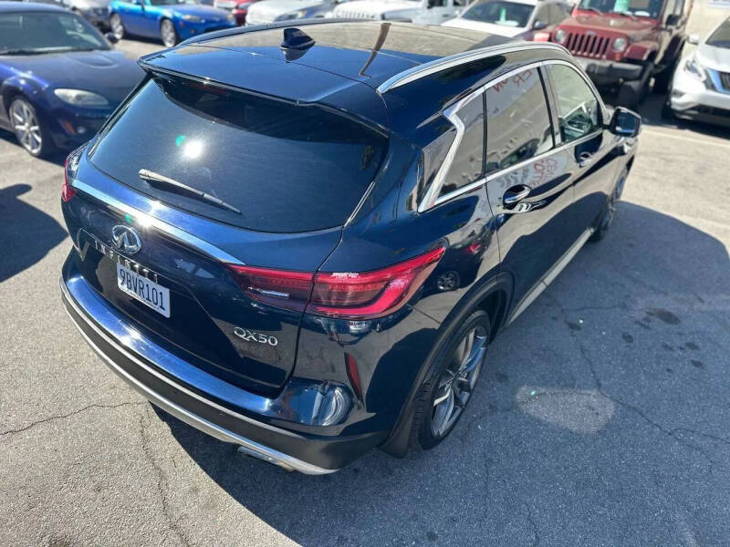 2019 Infiniti QX50 Essential