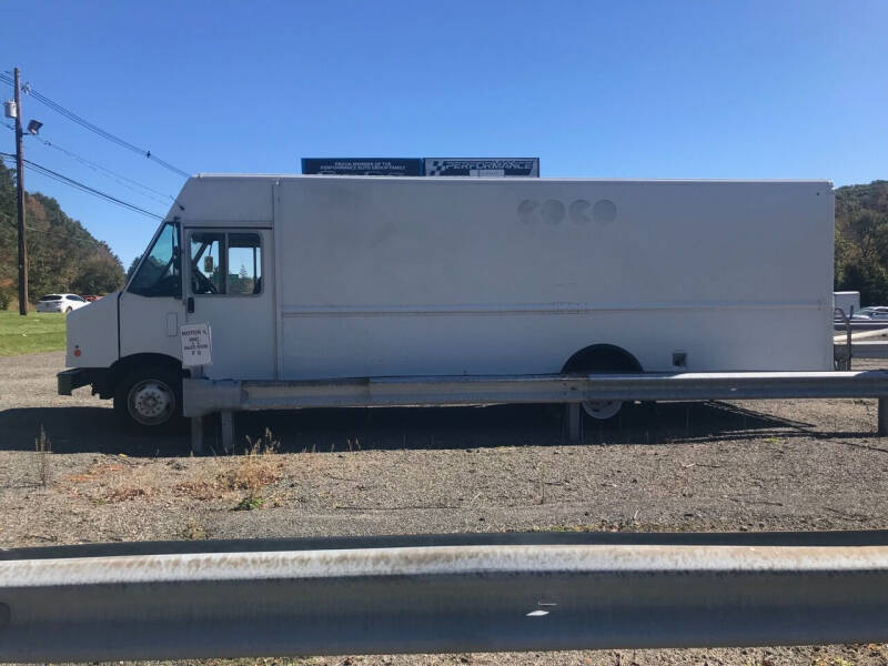 2017 Ford Stripped Chassis