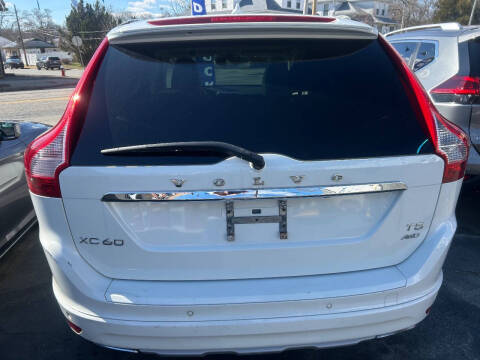 2016 Volvo XC60 T5 Premier