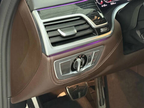 2022 BMW 7 Series 750i xDrive