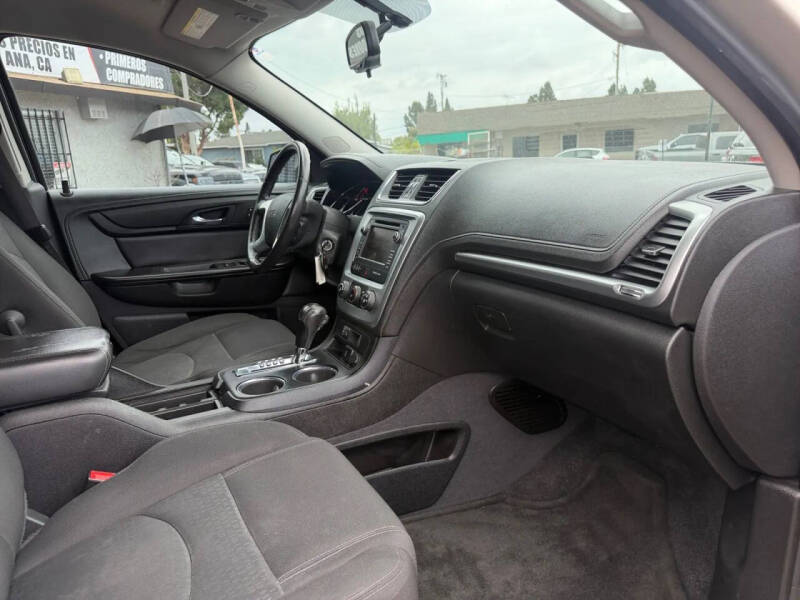 2015 GMC Acadia SLE-1