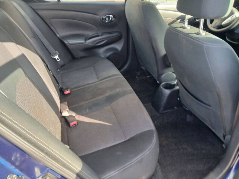 2019 Nissan Versa SV