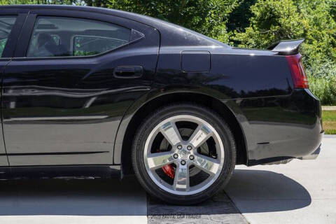 2007 Dodge Charger SRT-8