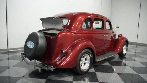 1935 Ford Tudor