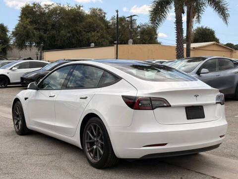 2021 Tesla Model 3 Standard Range Plus