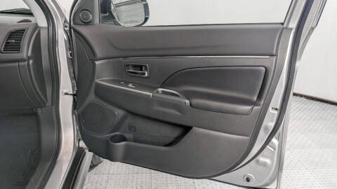 2024 Mitsubishi Outlander Sport SE