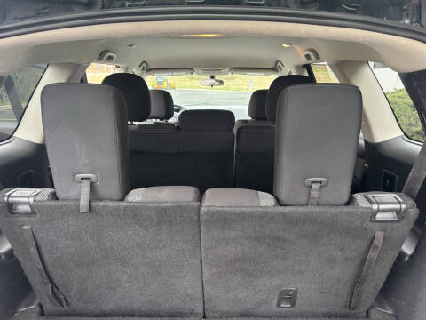 2017 Nissan Pathfinder S