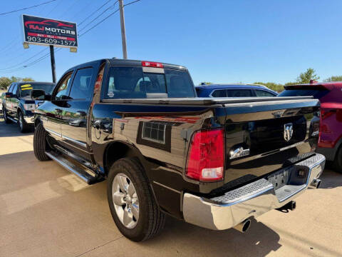 2017 RAM 1500 SLT