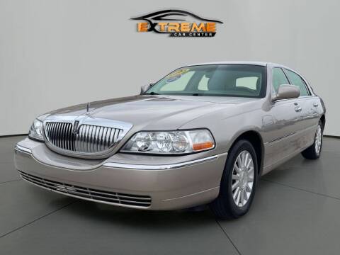 2003 Lincoln Town Car for sale at Extreme Car Center in Detroit MI
