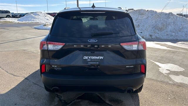 2022 Ford Escape SE