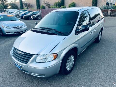2007 Chrysler Town and Country for sale at C. H. Auto Sales in Citrus Heights CA