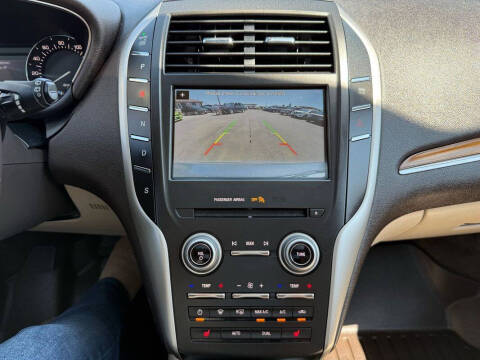 2017 Lincoln MKC Select