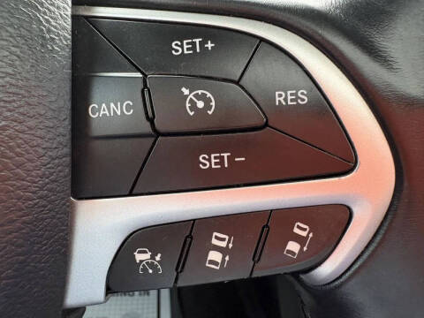 2015 Dodge Challenger SXT Plus
