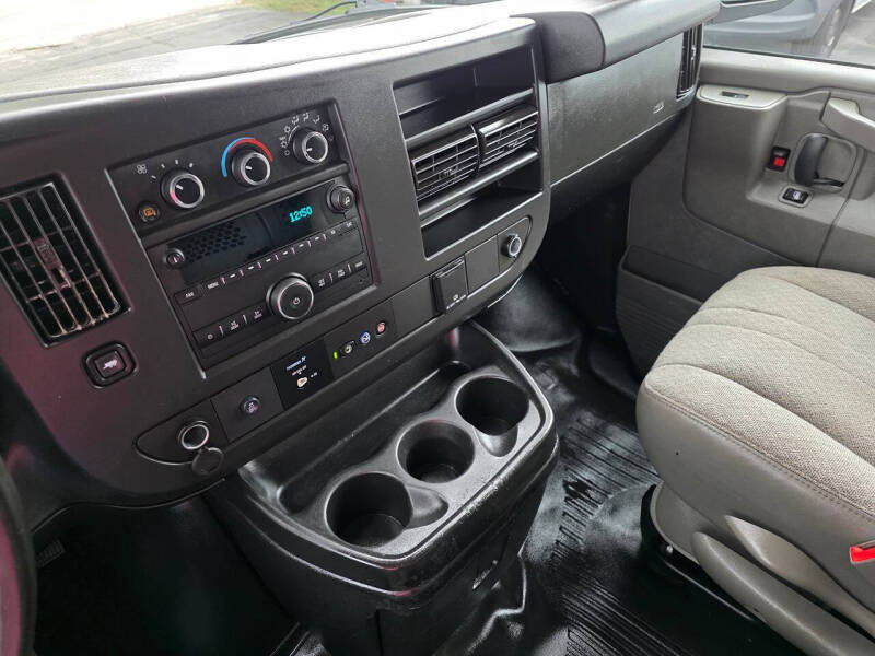 2020 Chevrolet Express 2500