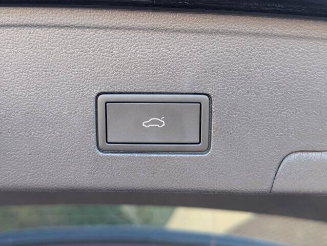 2024 Volkswagen Atlas Cross Sport SEL 4Motion