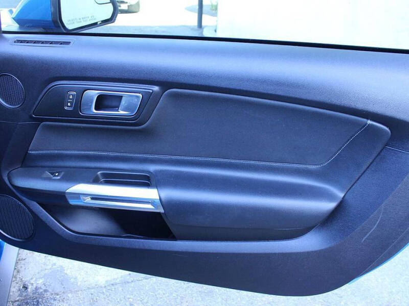 2019 Ford Mustang EcoBoost