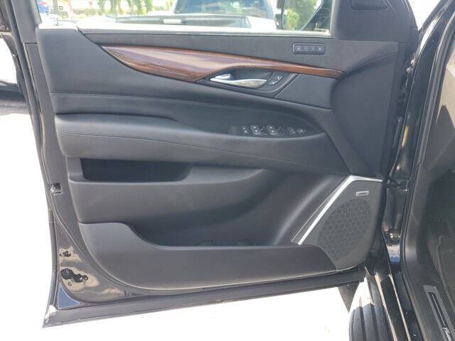 2020 Cadillac Escalade ESV Luxury