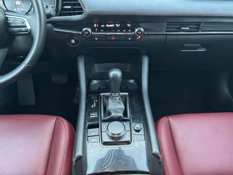 2025 Mazda Mazda3 Sedan 2.5 S Carbon Edition