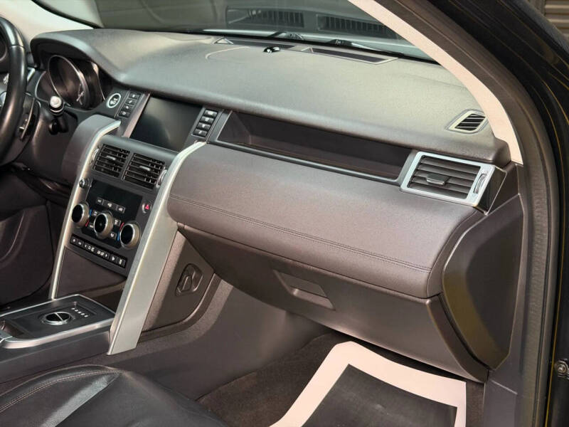 2017 Land Rover Discovery Sport SE