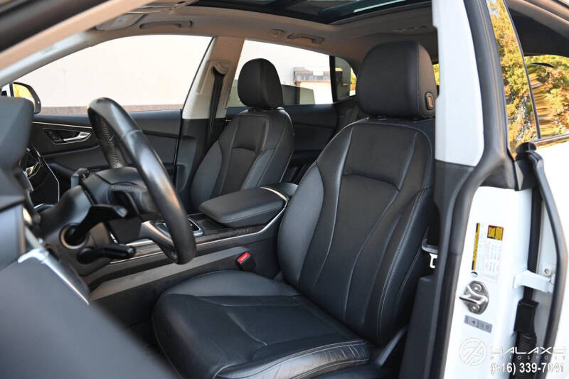 2019 Audi Q8 quattro Premium Plus 55 TFSI