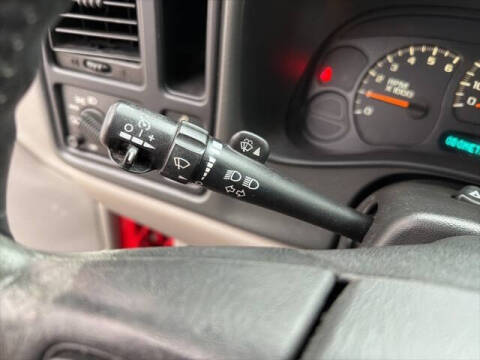 2005 Chevrolet Avalanche 1500 LS