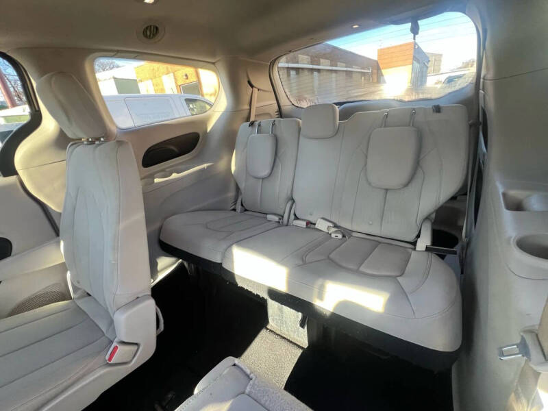 2017 Chrysler Pacifica Touring