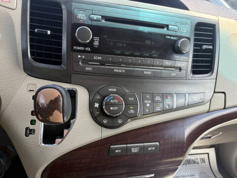 2011 Toyota Sienna XLE 8-Passenger